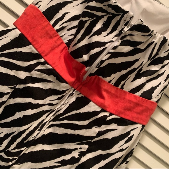 B DARLIN strapless zebra print dress size US 7/8 - Picture 4 of 5